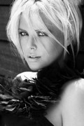 Photo:  Charlize Theron 119